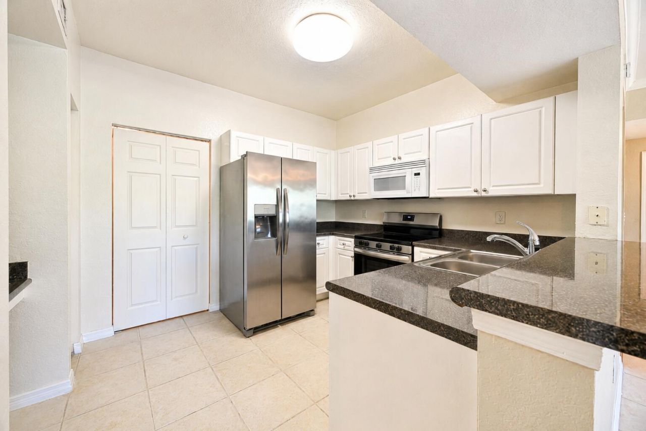356 SE Rogers Court, Stuart, FL 34994 Photo