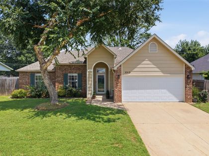 5313 S Maple Place Broken Arrow, OK 74011