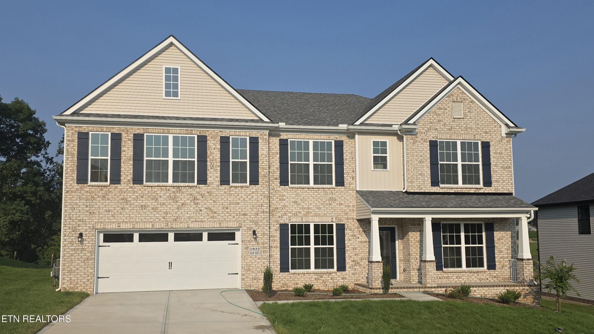 1922 Hickory Reserve Rd, Knoxville, TN 37932 Main Photo