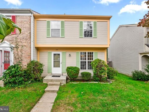 2106 CARRIAGE SQUARE PLACE , SILVER SPRING, MD 20906