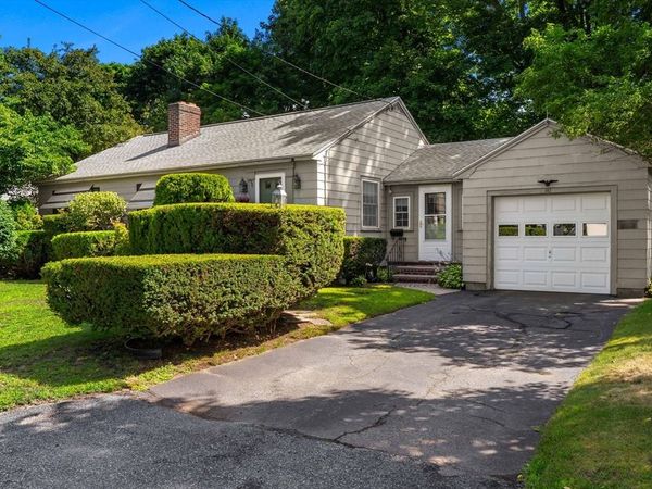 187 Havilah St, Lowell, MA 01852