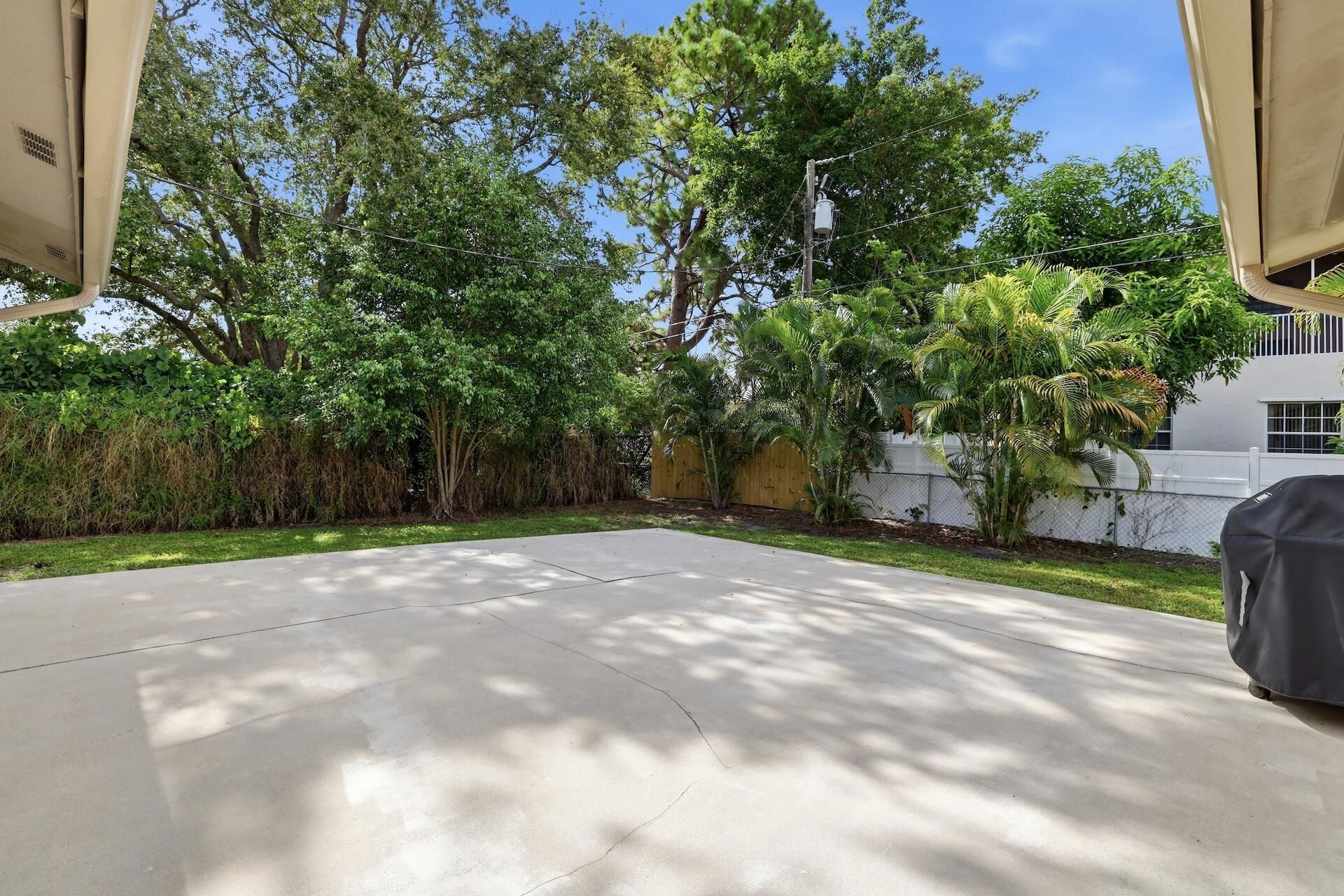 5196 Greenwood Drive, Delray Beach, FL 33484 Photo