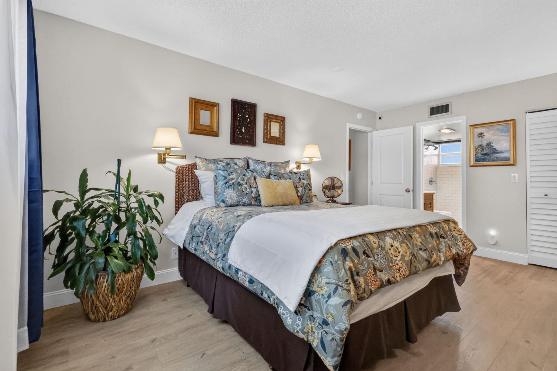 709 Lori Drive, Unit 211, Palm Springs, FL 33461 Photo