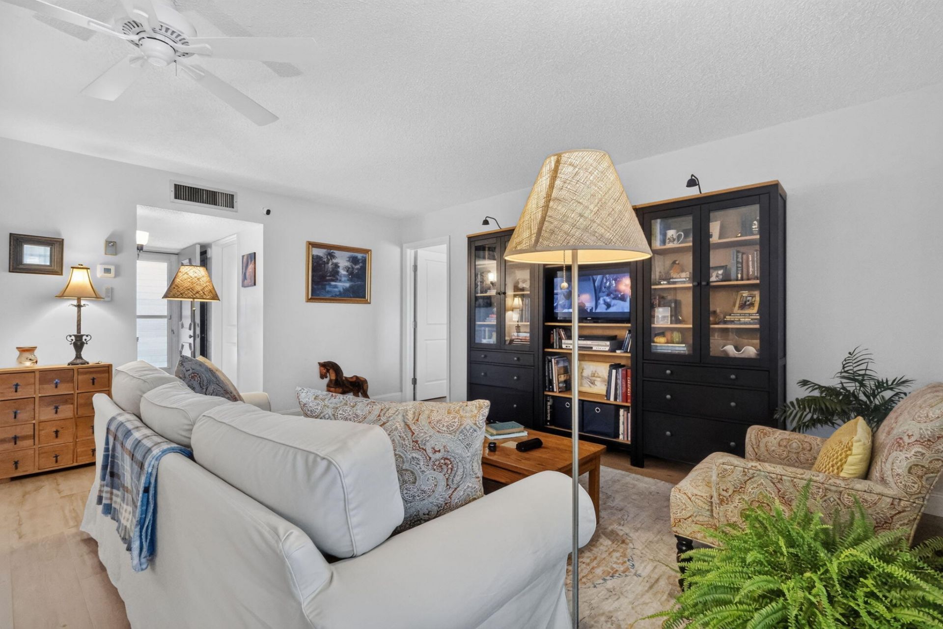 709 Lori Drive, Unit 211, Palm Springs, FL 33461 Photo