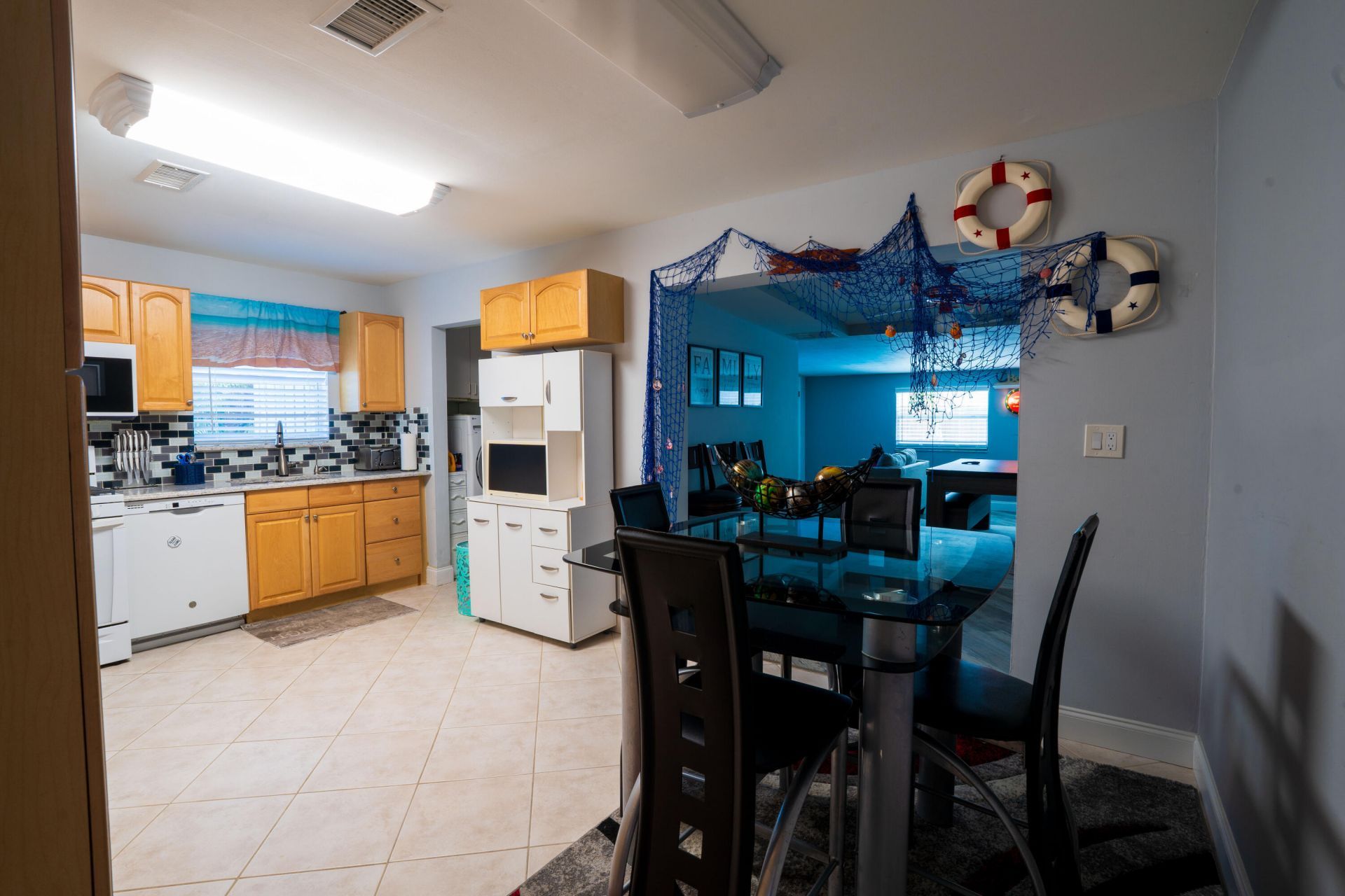 4386 Bamboo Drive, Palm Beach Gardens, FL 33410 Photo