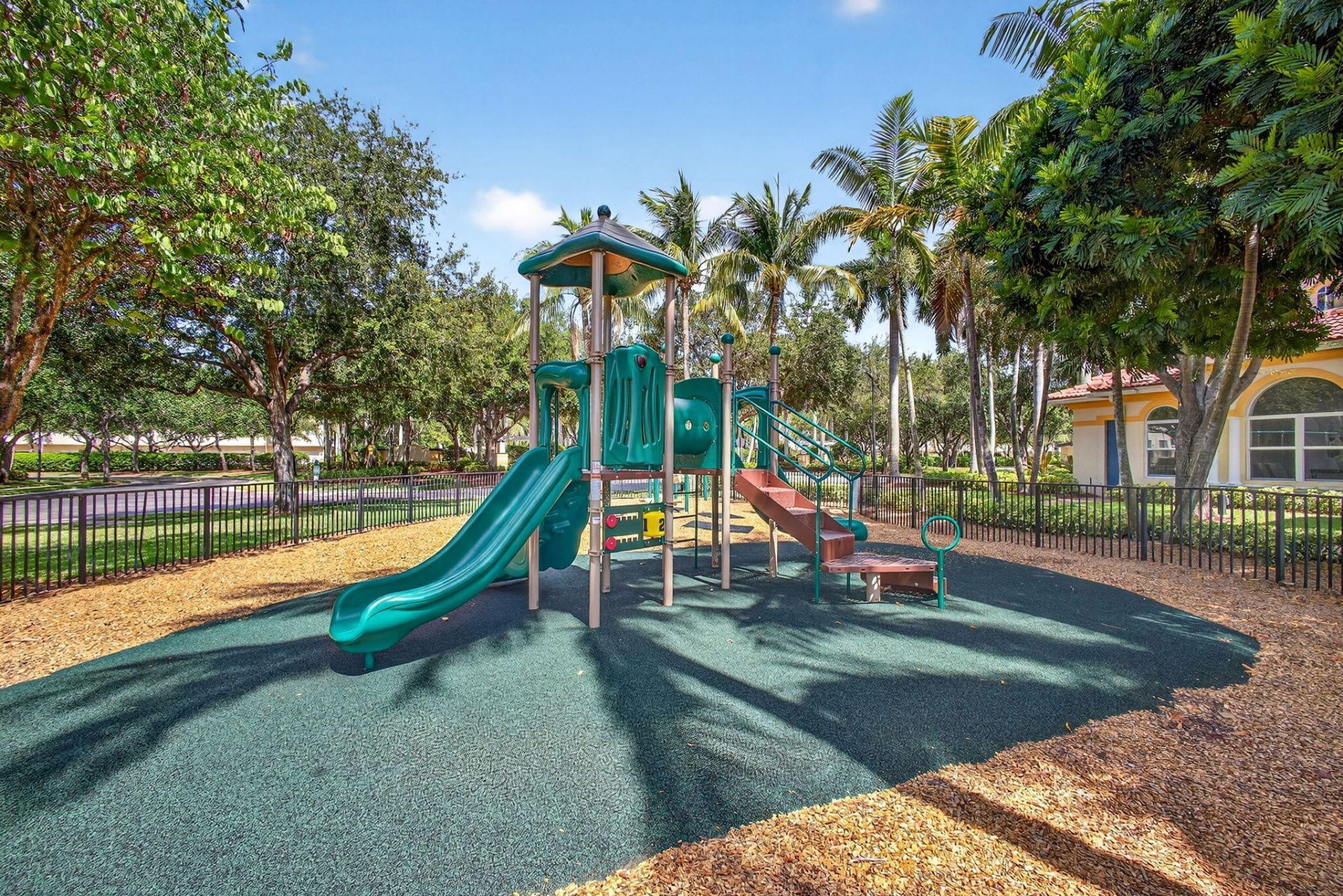 3085 N Evergreen Circle, Boynton Beach, FL 33426 Photo