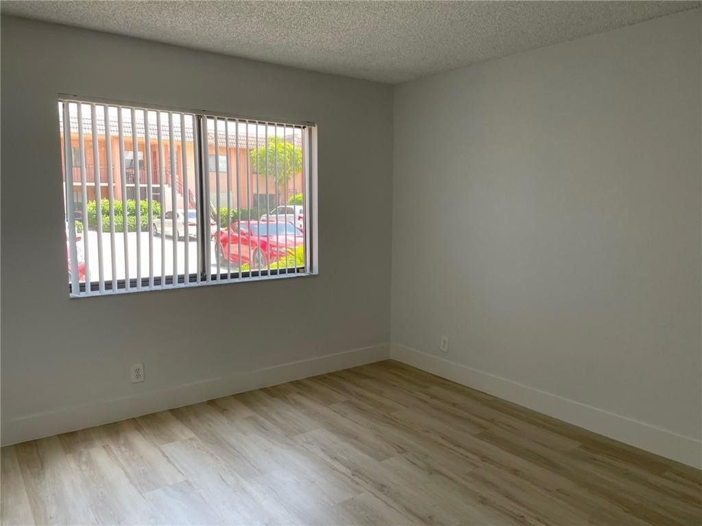 235 Lakeview Drive, Unit 102, Weston, FL 33326 Photo