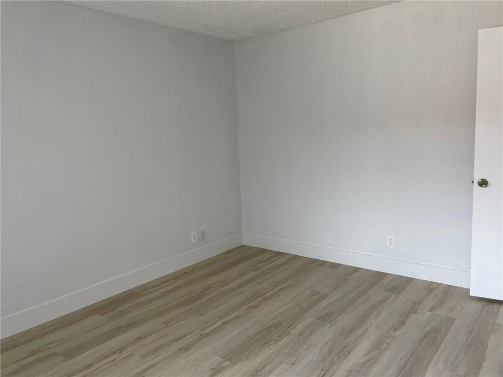235 Lakeview Drive, Unit 102, Weston, FL 33326 Photo