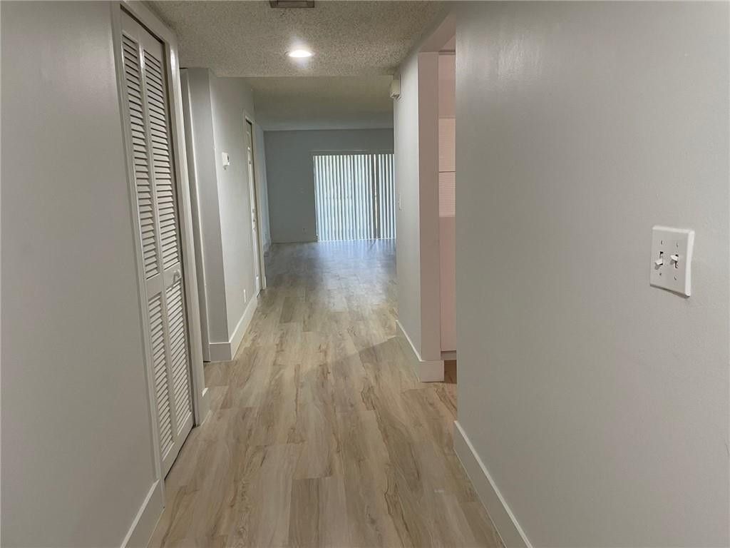 235 Lakeview Drive, Unit 102, Weston, FL 33326 Photo