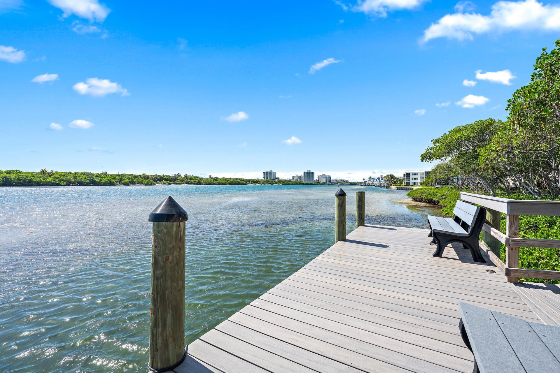 200 Waterway Road, Unit 208, Tequesta, FL 33469 Photo