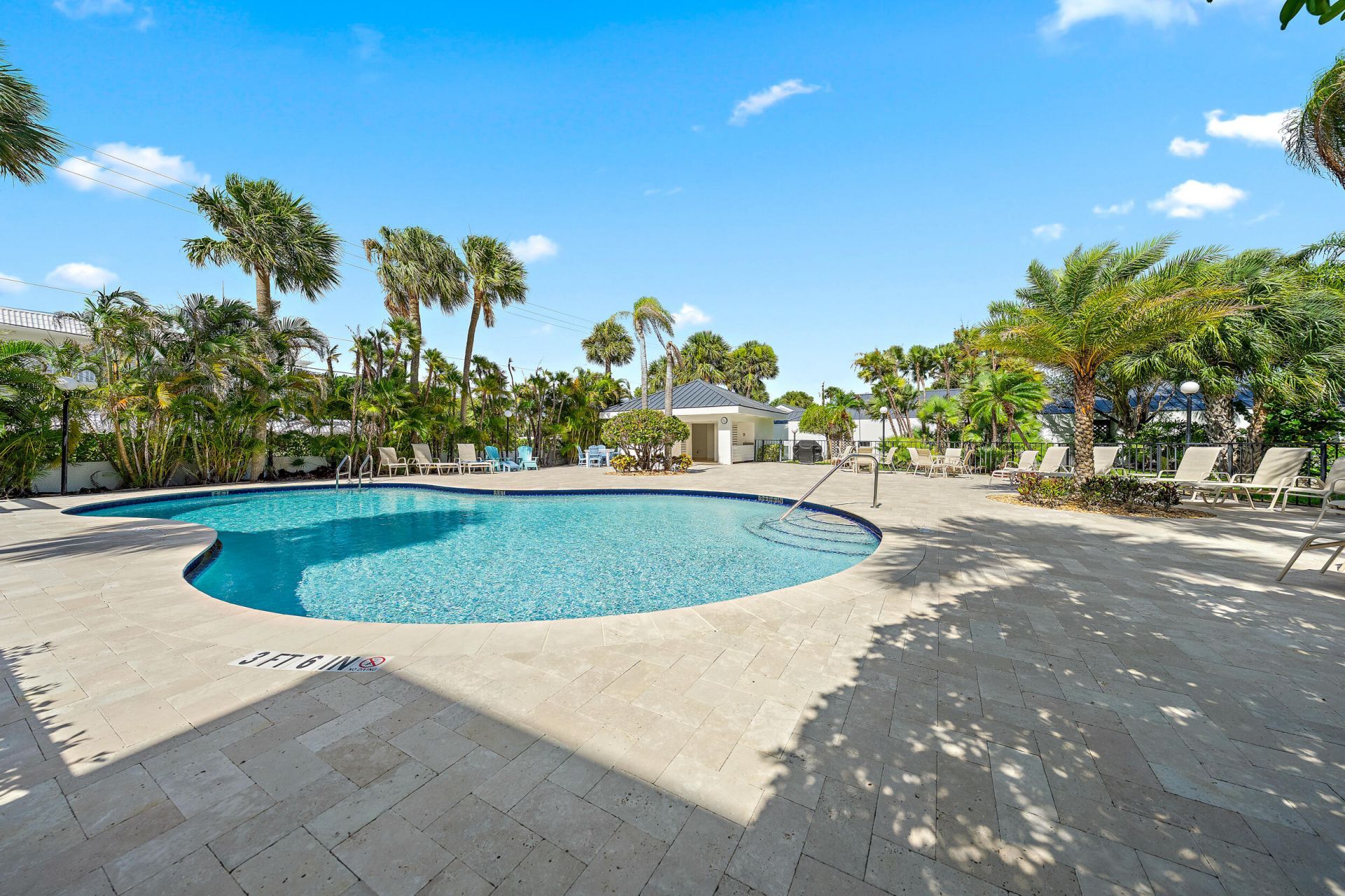 200 Waterway Road, Unit 208, Tequesta, FL 33469 Photo