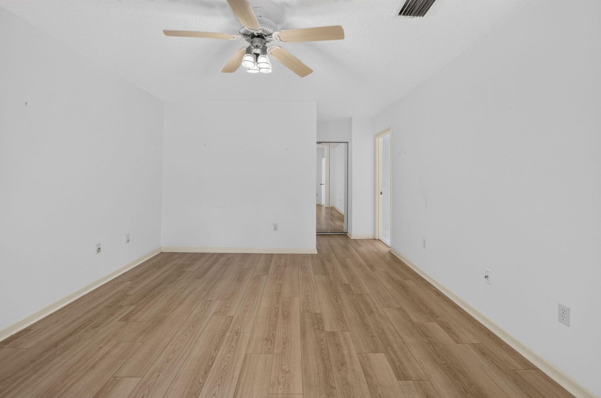 5187 Europa Drive, Unit F, Boynton Beach, FL 33437 Photo