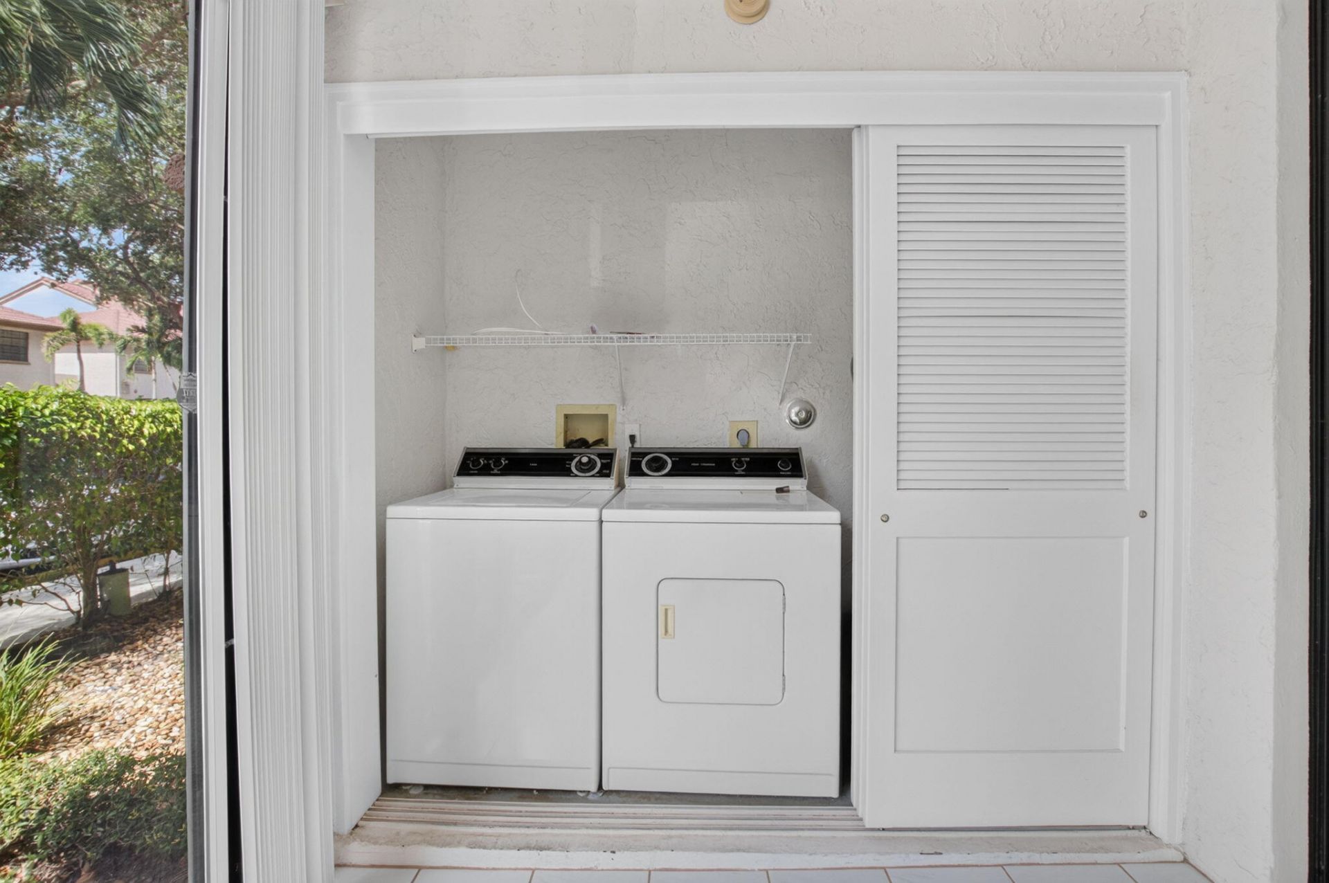 5187 Europa Drive, Unit F, Boynton Beach, FL 33437 Photo