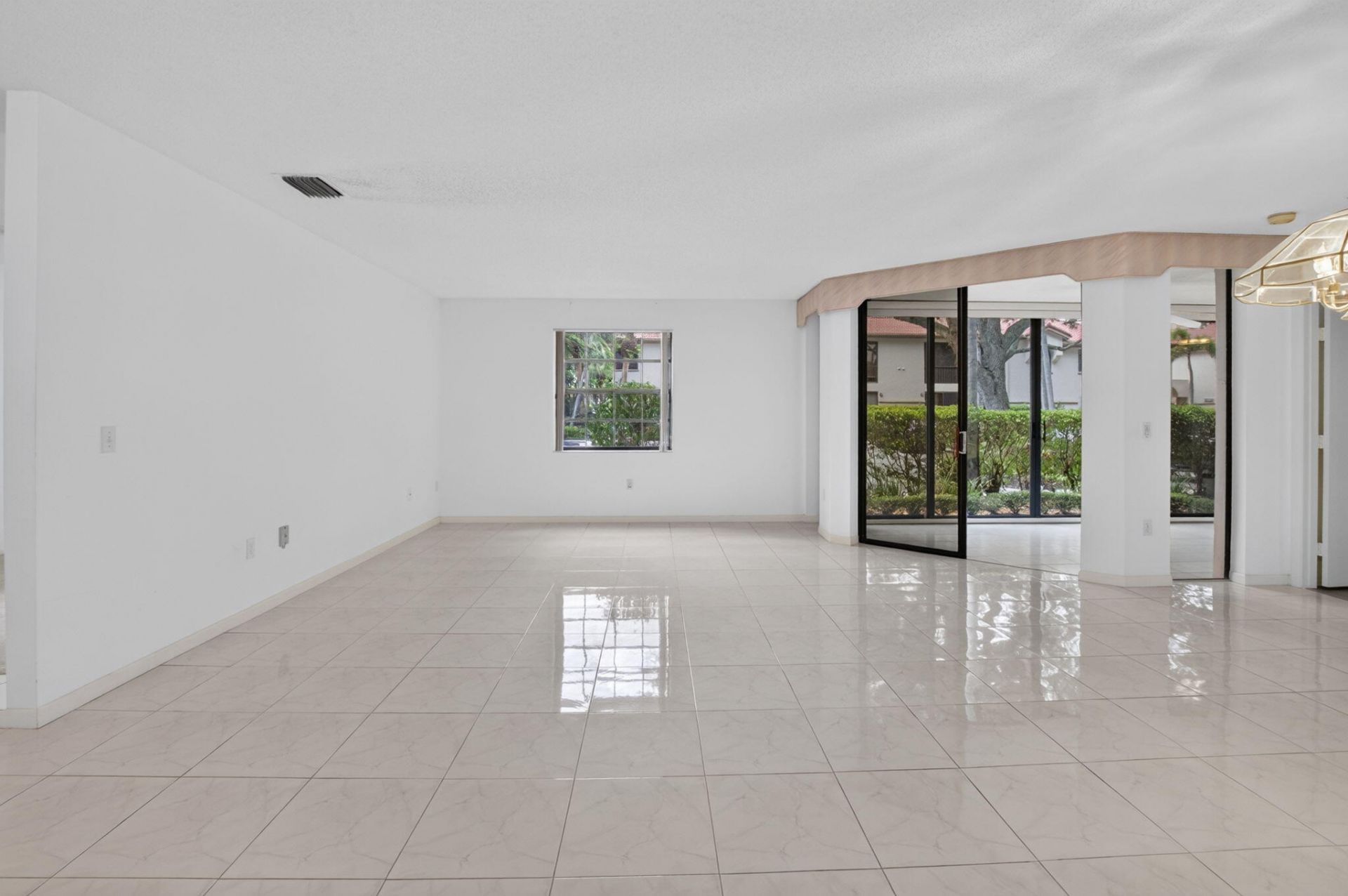 5187 Europa Drive, Unit F, Boynton Beach, FL 33437 Photo