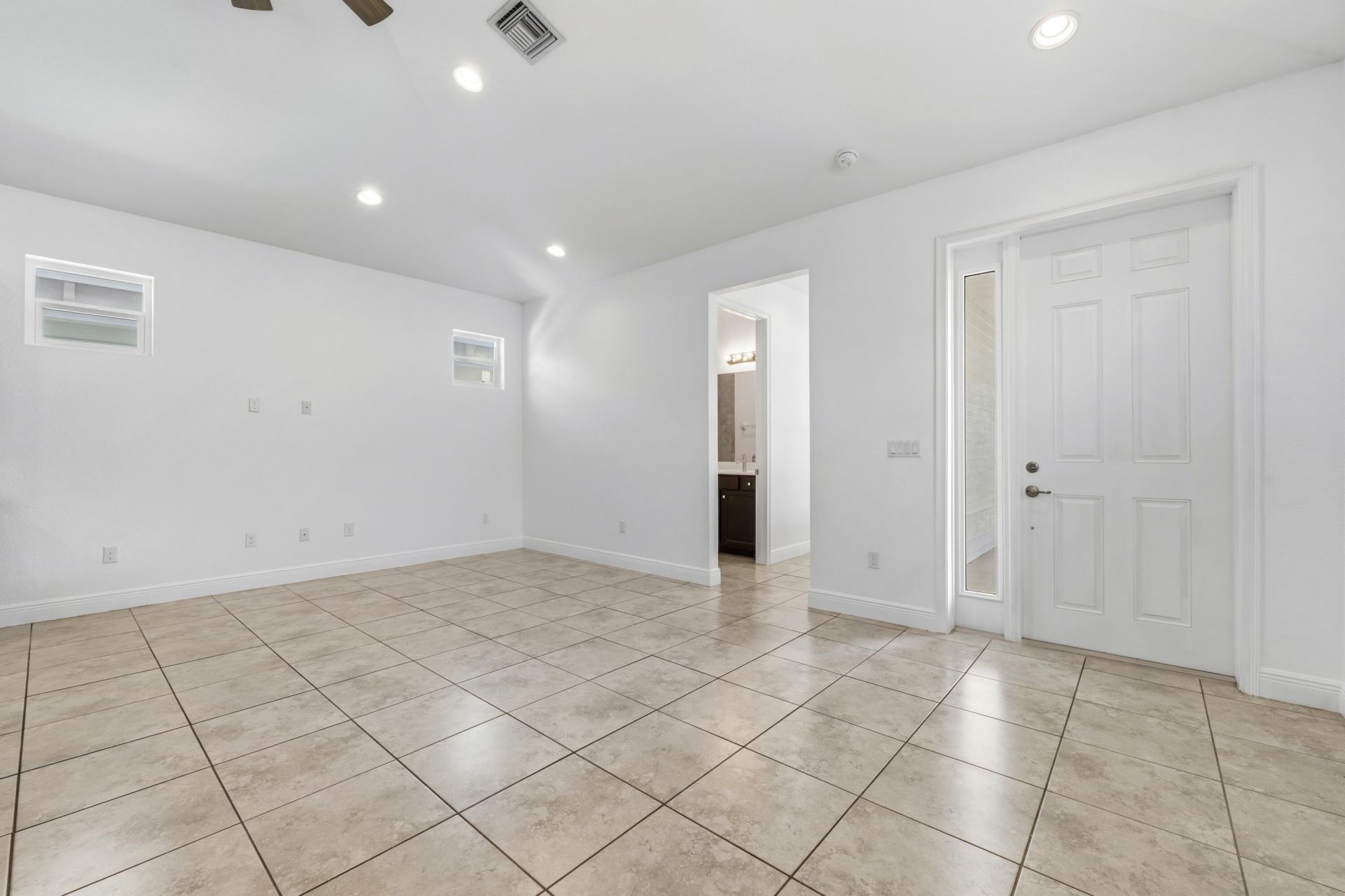 4984 SE Railway Avenue, Stuart, FL 34997 Photo