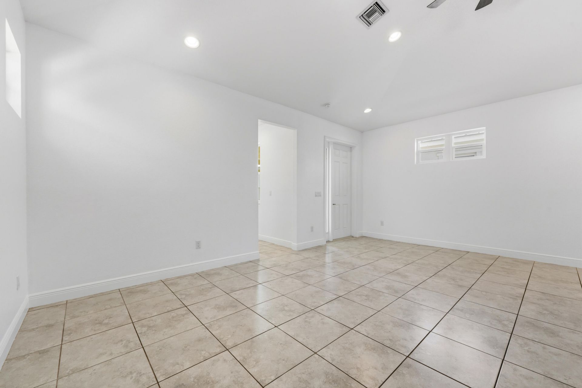 4984 SE Railway Avenue, Stuart, FL 34997 Photo