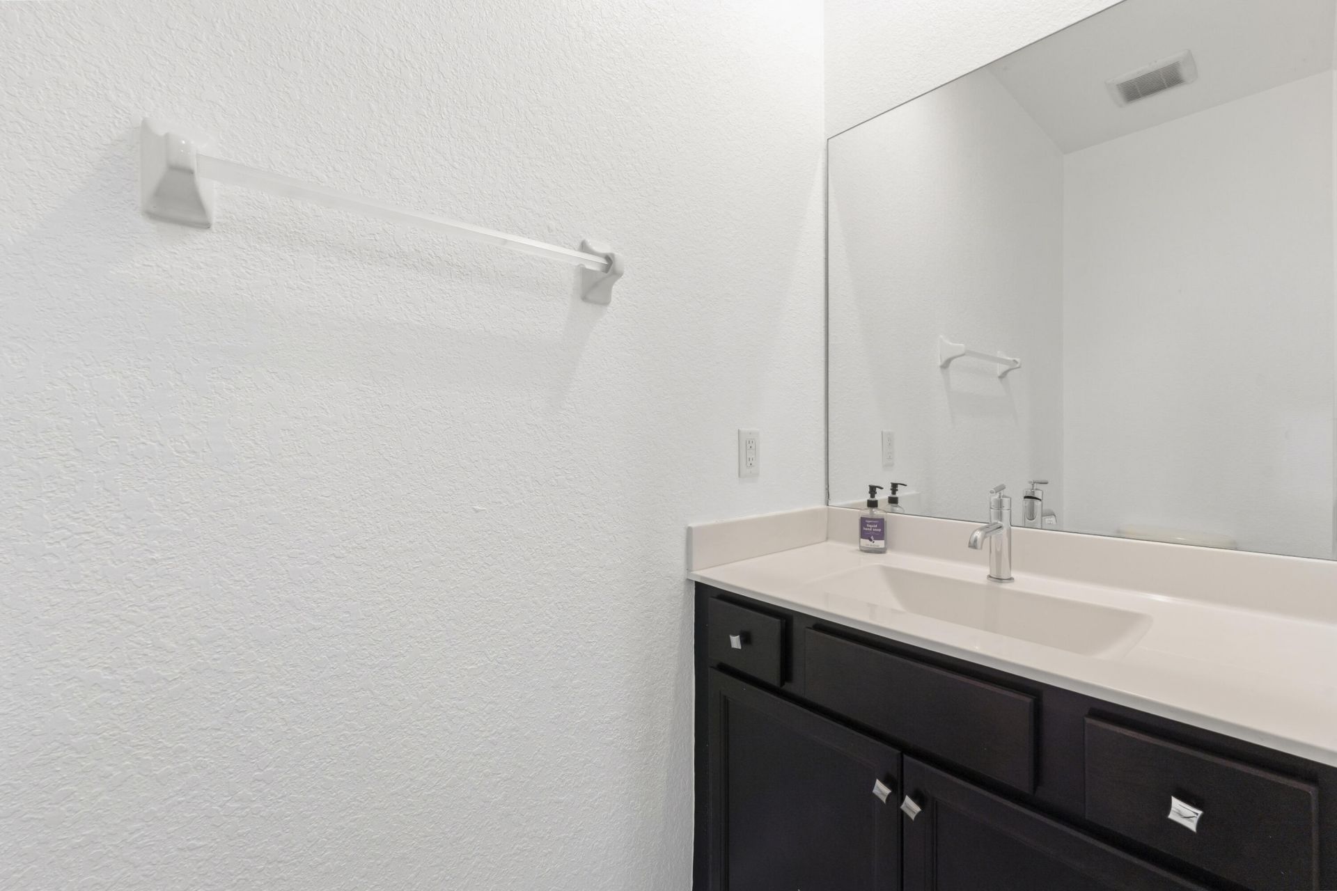 4984 SE Railway Avenue, Stuart, FL 34997 Photo