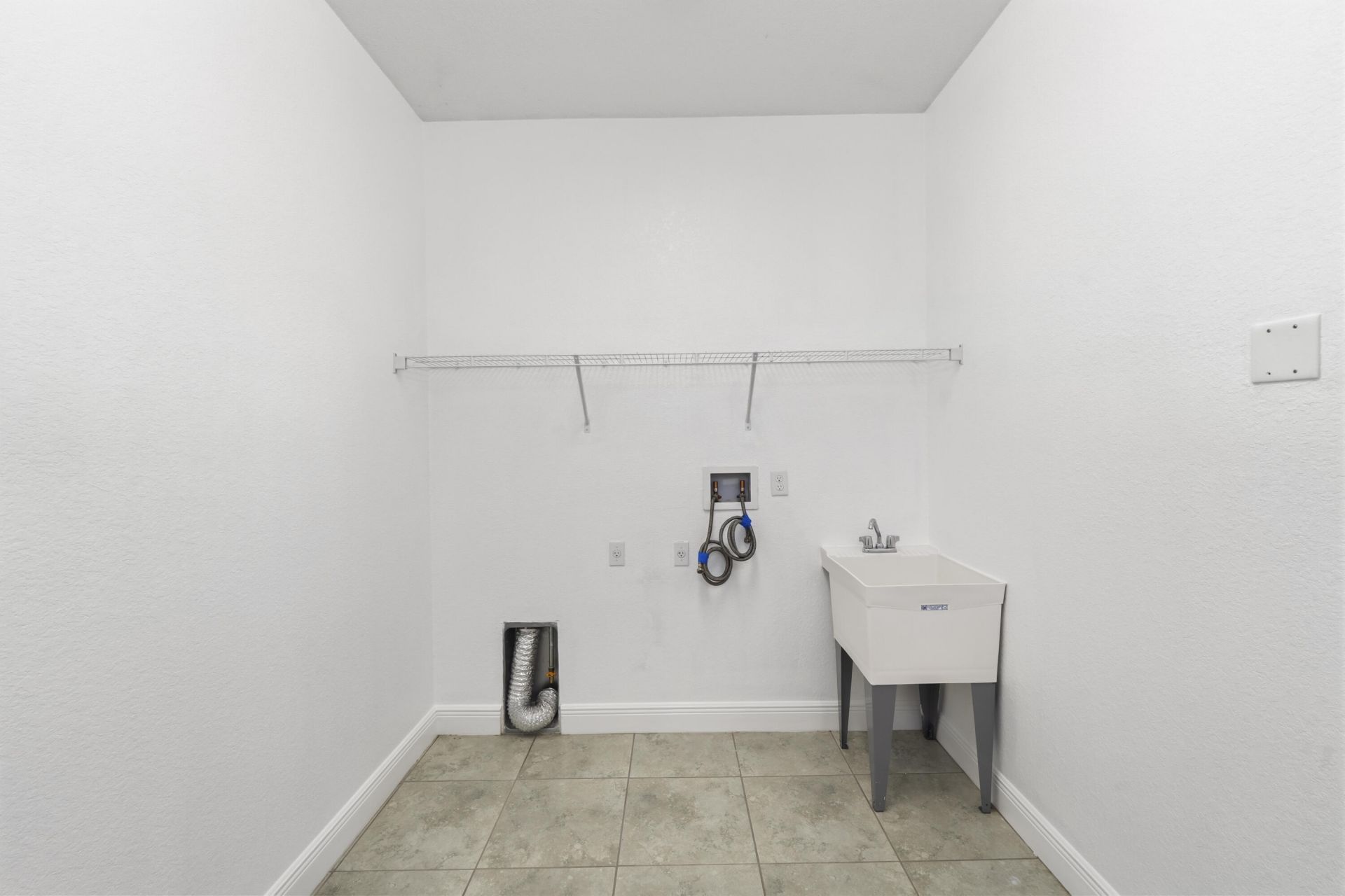 4984 SE Railway Avenue, Stuart, FL 34997 Photo
