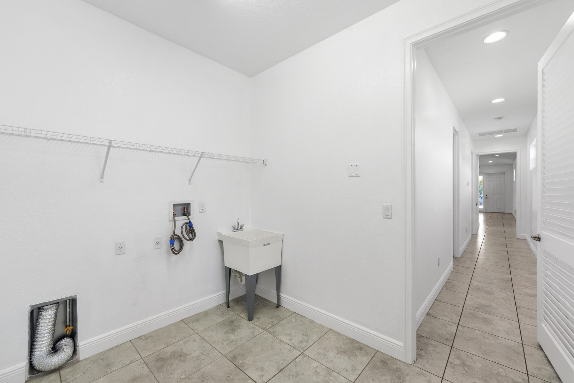 4984 SE Railway Avenue, Stuart, FL 34997 Photo