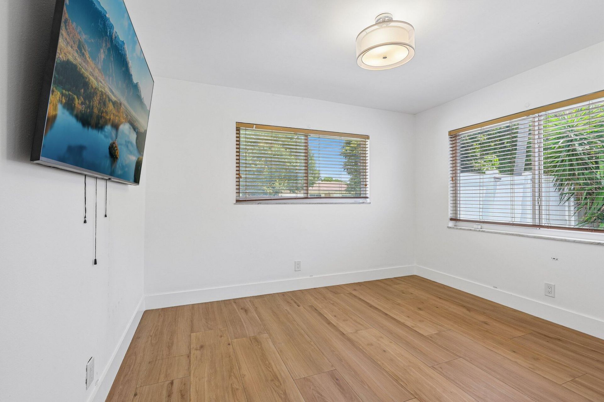 3166 NW 68th Street, Fort Lauderdale, FL 33309 Photo