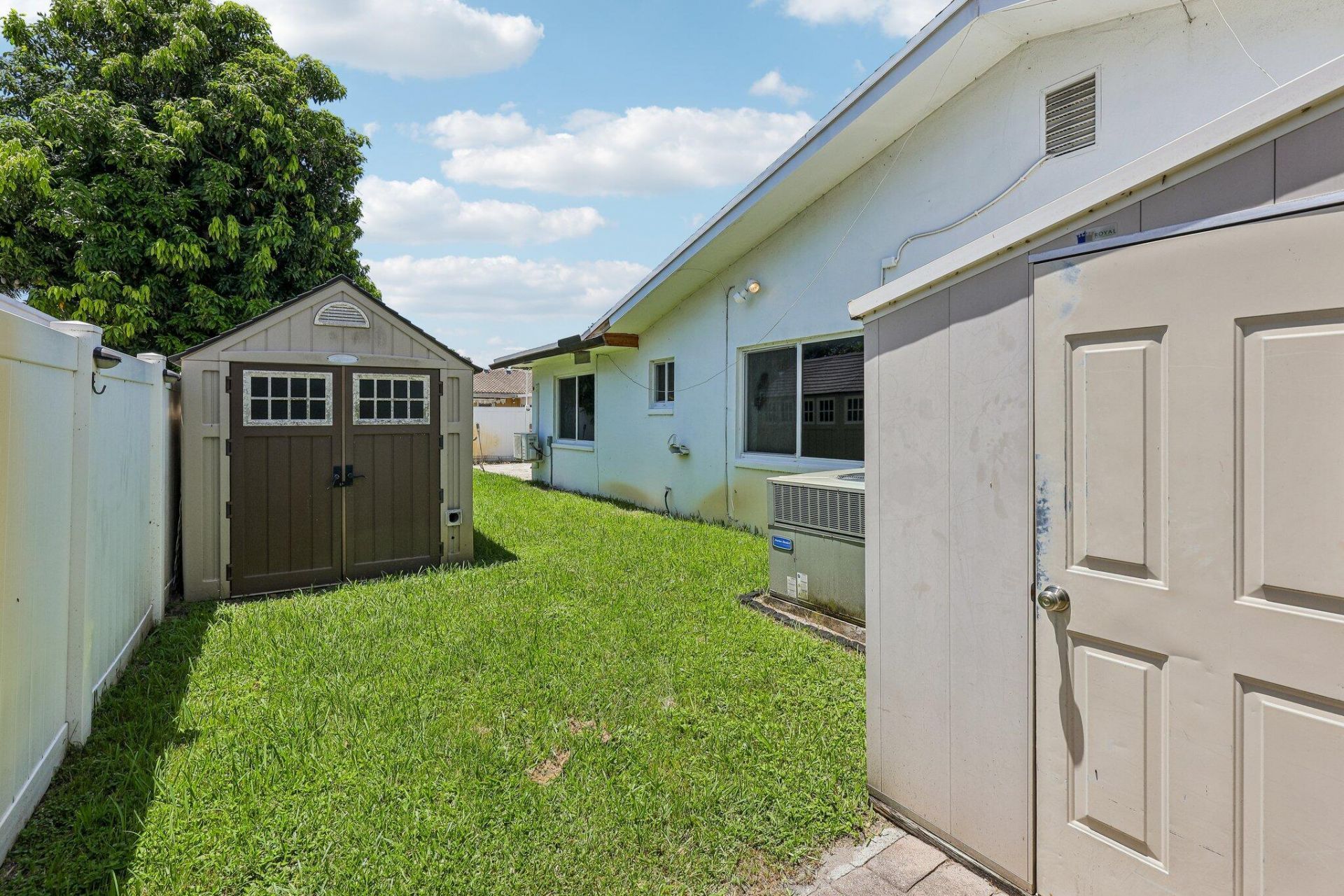 3166 NW 68th Street, Fort Lauderdale, FL 33309 Photo