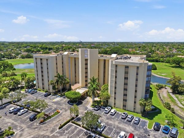 7900 Radice Court, Unit 202, Lauderhill, FL 33319
