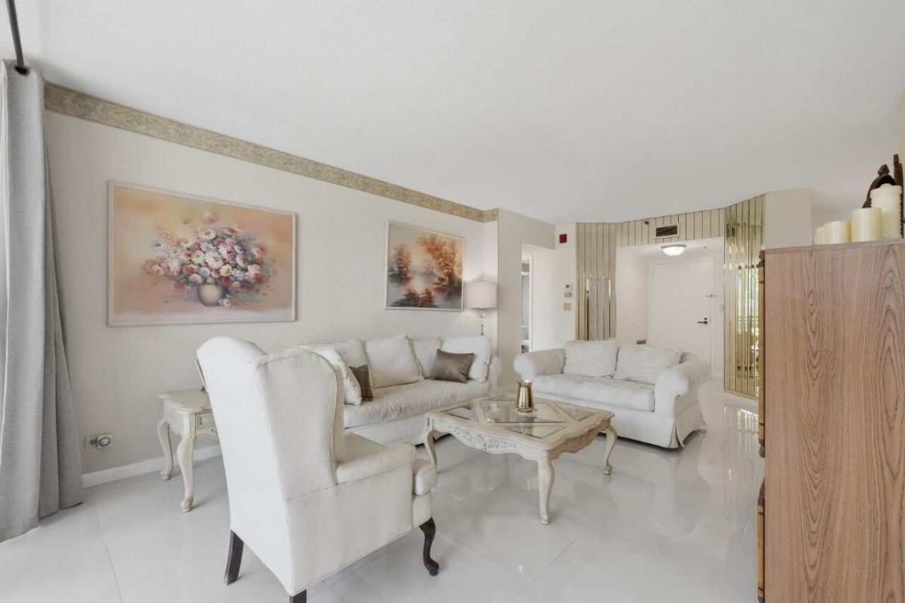 7400 Radice Court, Unit 202, Lauderhill, FL 33319 Photo