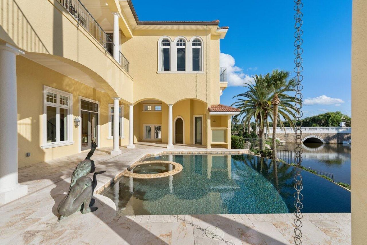 501 Granada Drive, Palm Coast, FL 32137 Photo