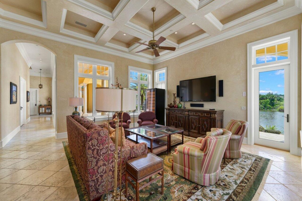 501 Granada Drive, Palm Coast, FL 32137 Photo