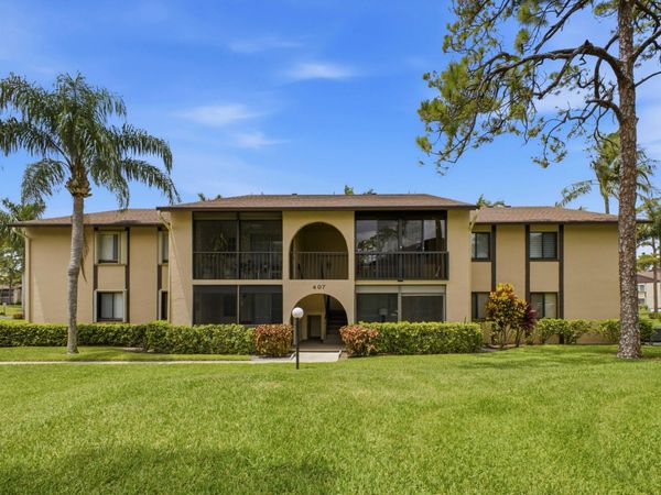 407 PINE GLEN Lane, Unit B-1, Greenacres, FL 33463