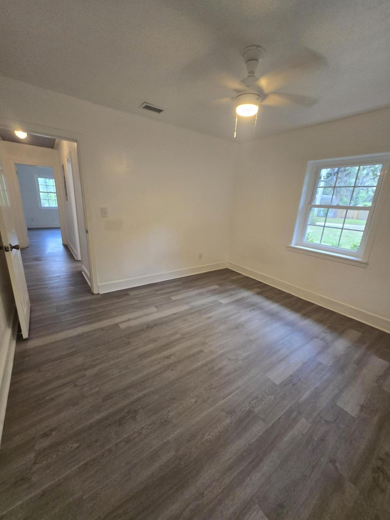 8305 Hogan Road, Jacksonville, FL 32216 Photo