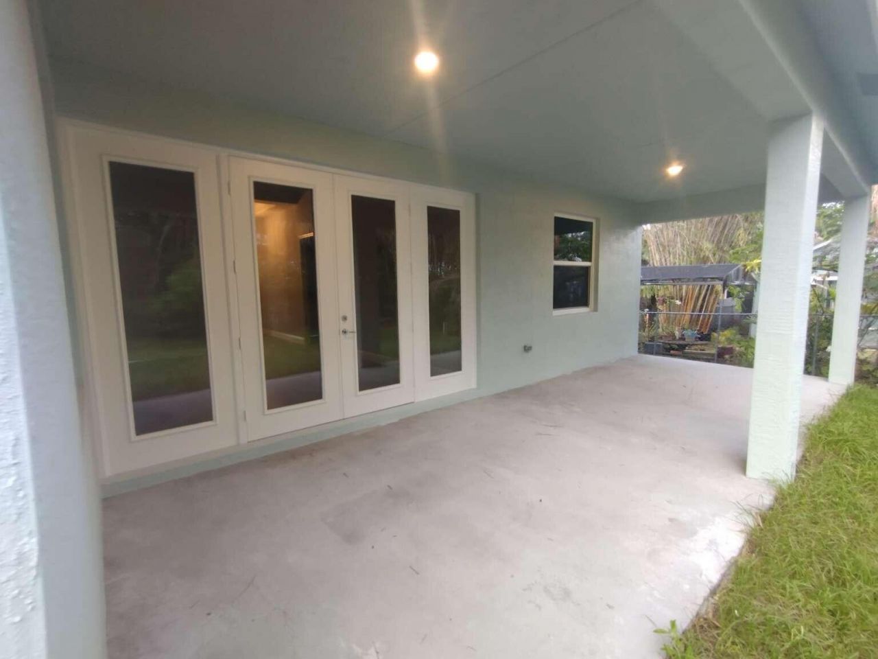 662 NE Waverly Terrace, Jensen Beach, FL 34957 Photo