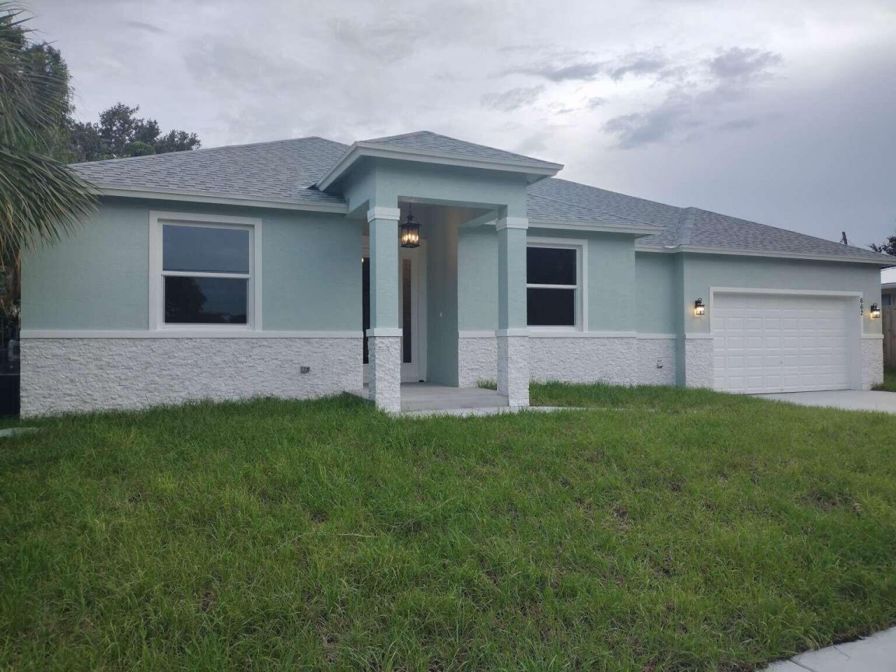 662 NE Waverly Terrace, Jensen Beach, FL 34957 Photo