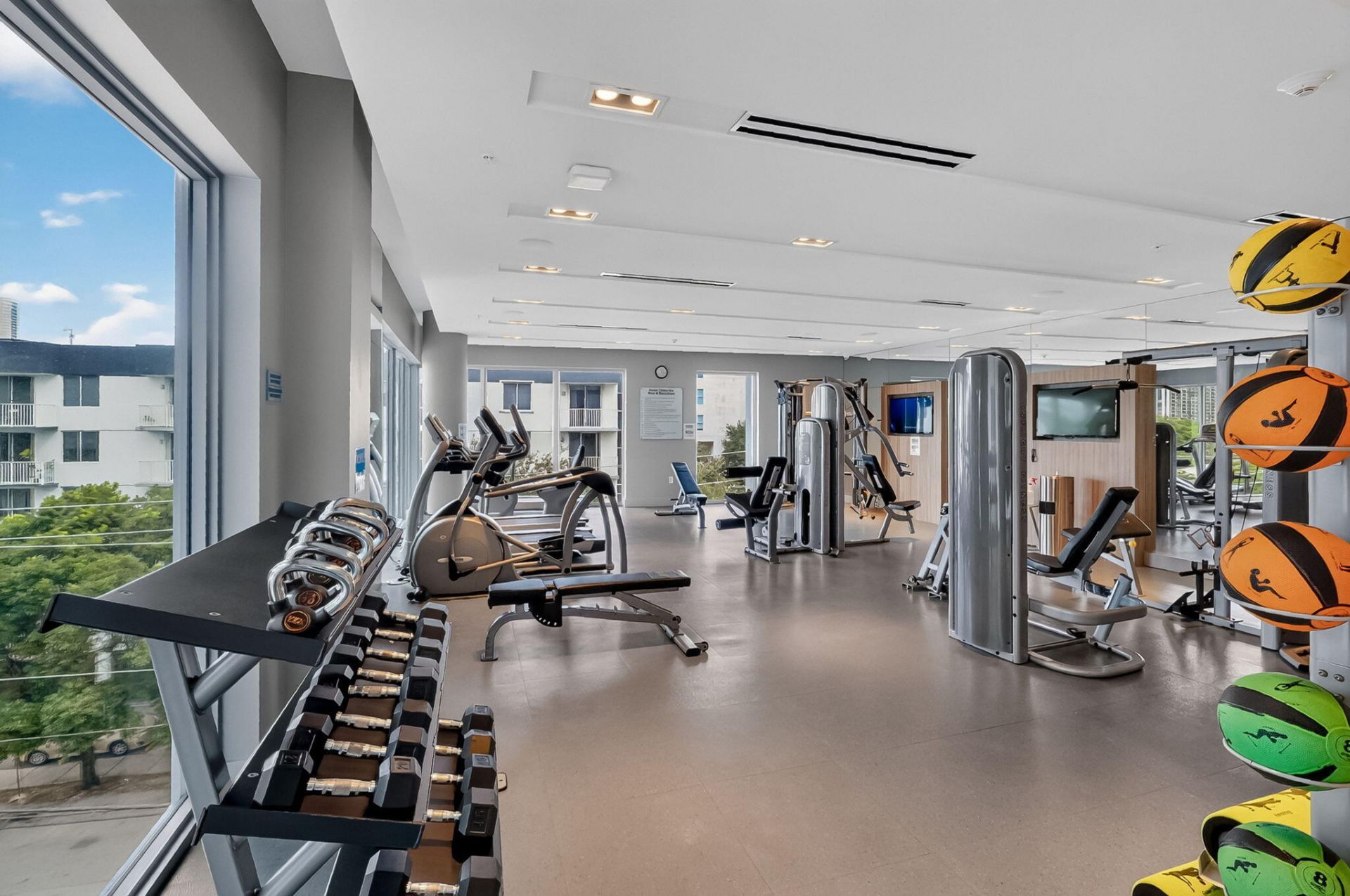 1600 SW 1st Avenue, Unit 413, Miami, FL 33129 Photo