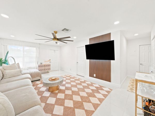 8026 SW 20TH Court, Davie, FL 33324