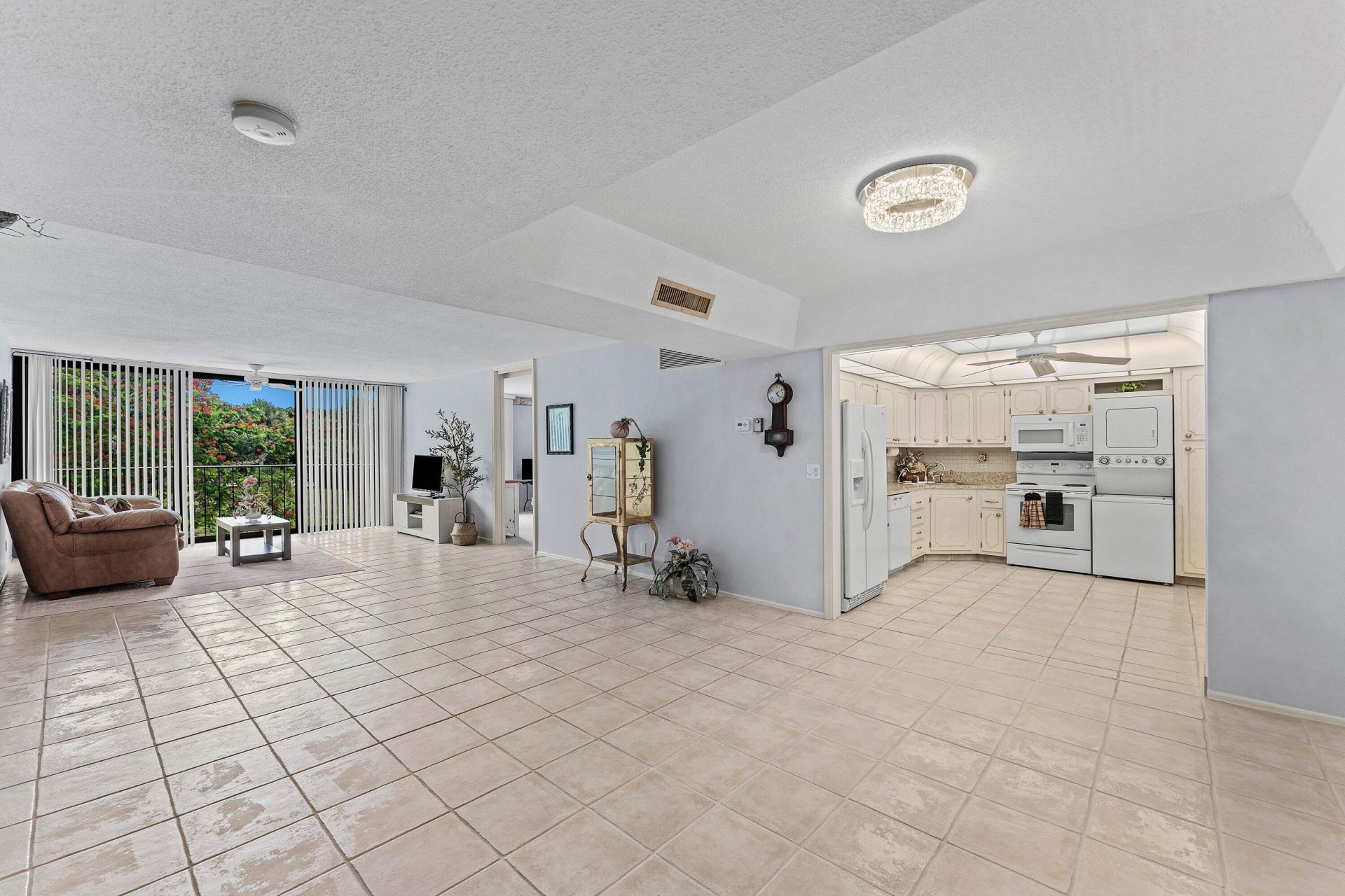 501 SW 11th Place, Unit 412, Boca Raton, FL 33432 Photo