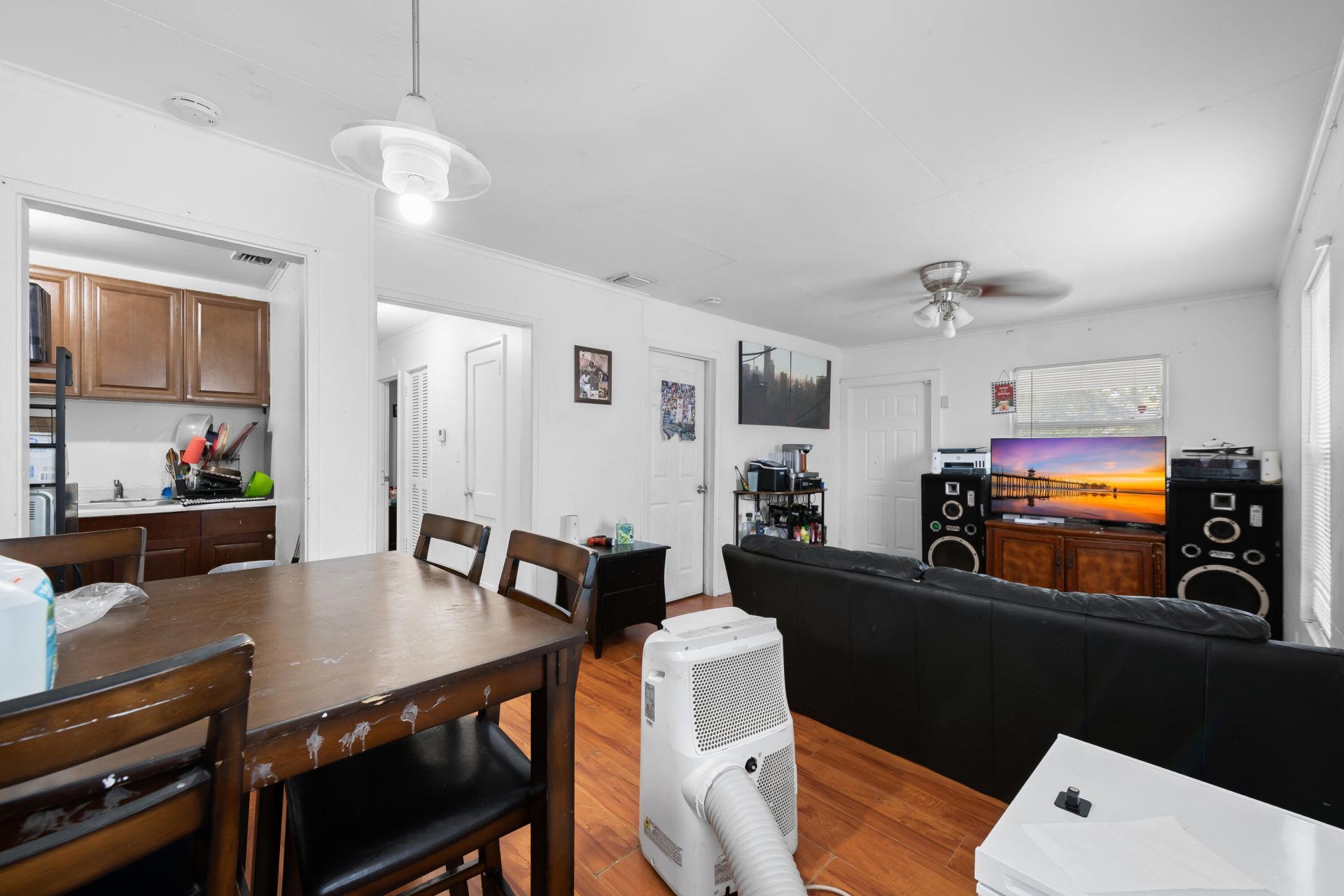 947 43rd Street, West Palm Beach, FL 33407 Photo