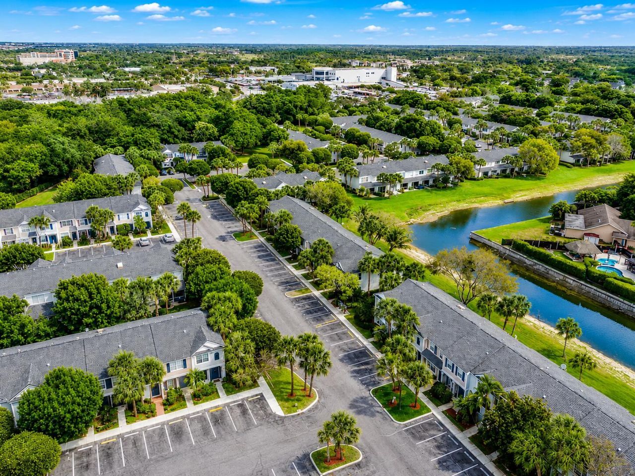 3373 Confetti Lane, Unit 77-8, Margate, FL 33063 Photo