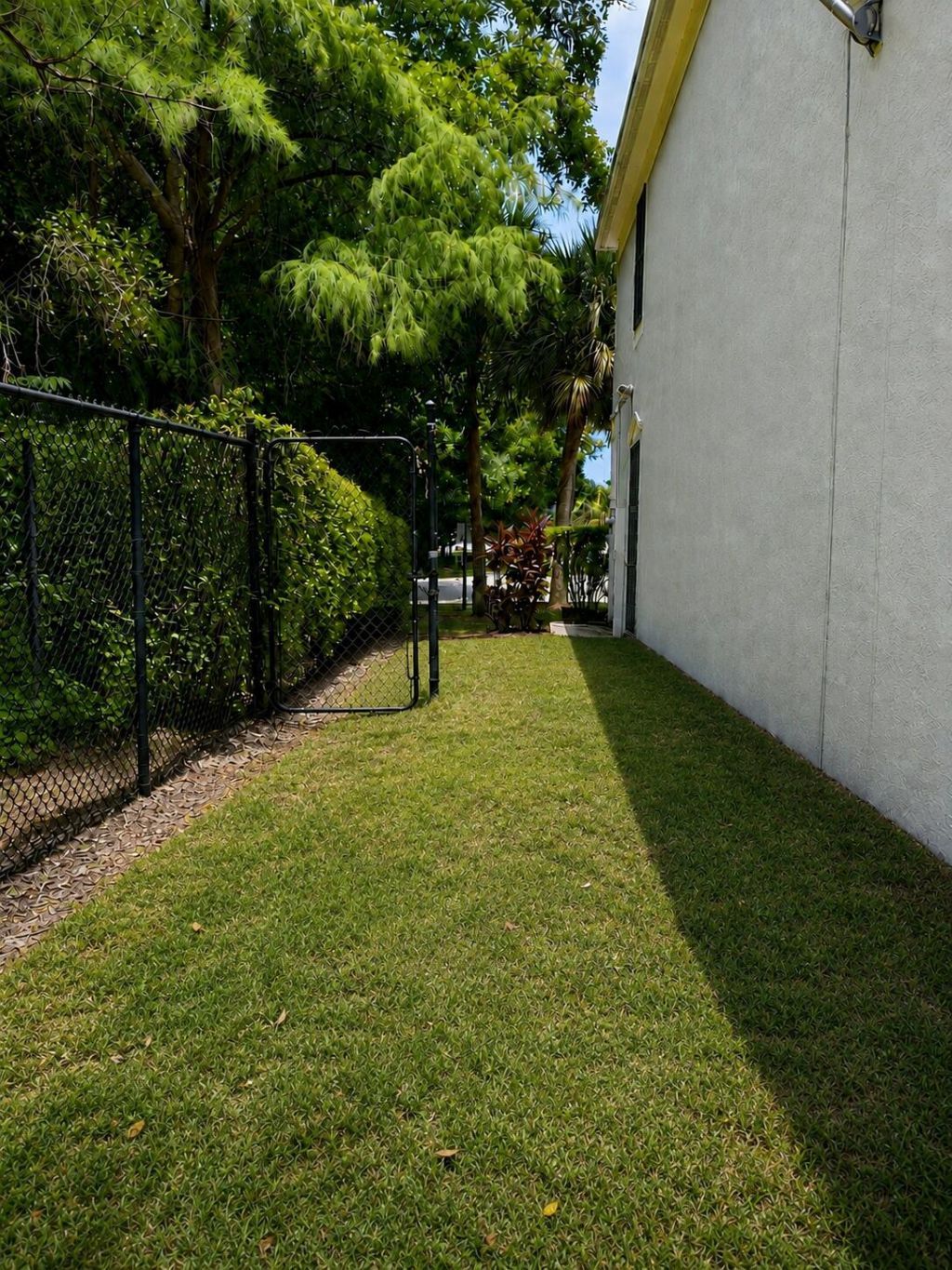 3373 Confetti Lane, Unit 77-8, Margate, FL 33063 Photo