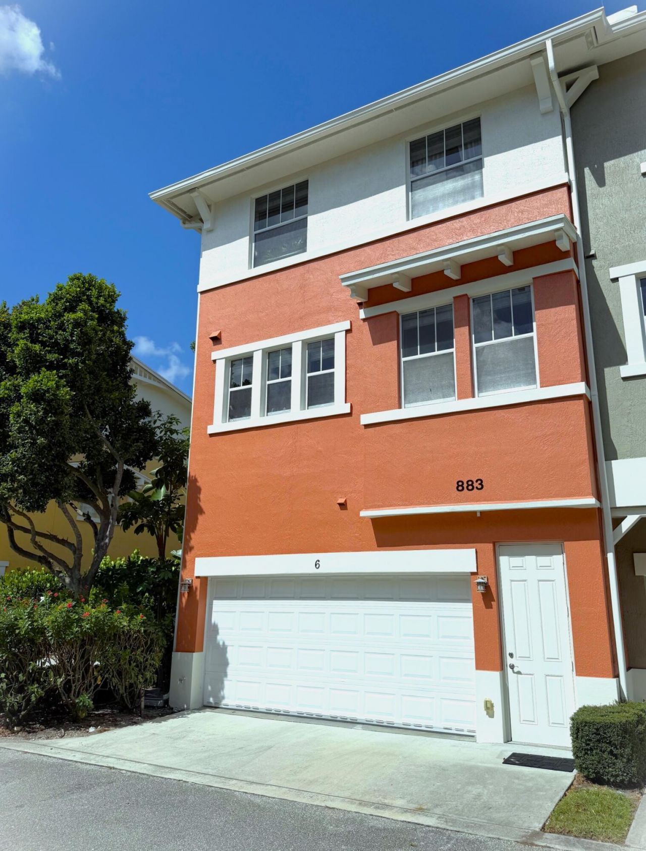 883 Millbrae Court, Unit 6, West Palm Beach, FL 33401 Photo