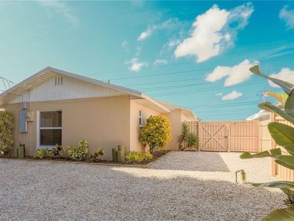 2907 HYDE PARK STREET , SARASOTA, FL 34239