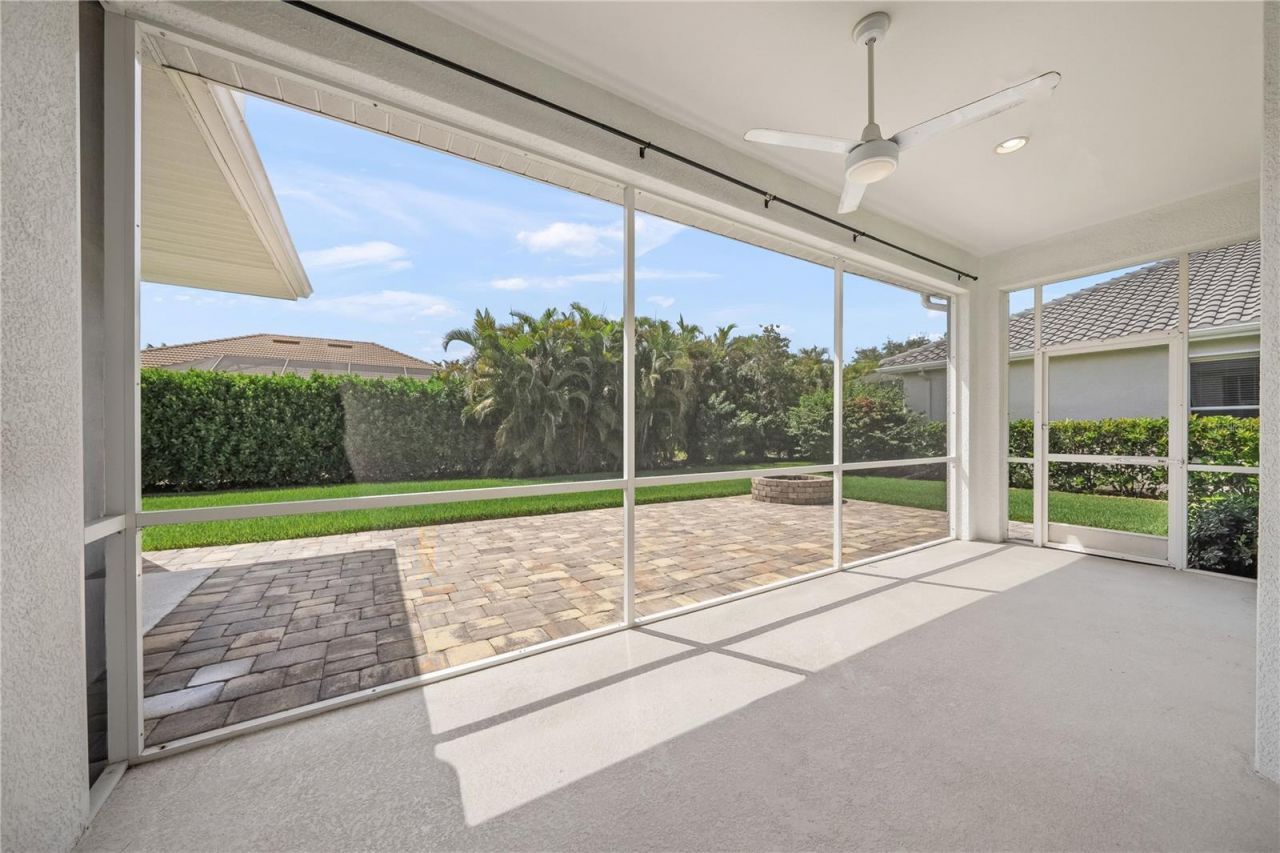 8275 Barton Farms Boulevard, Sarasota, FL 34240 Photo