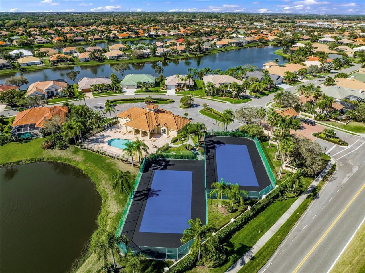 8275 Barton Farms Boulevard, Sarasota, FL 34240 Photo
