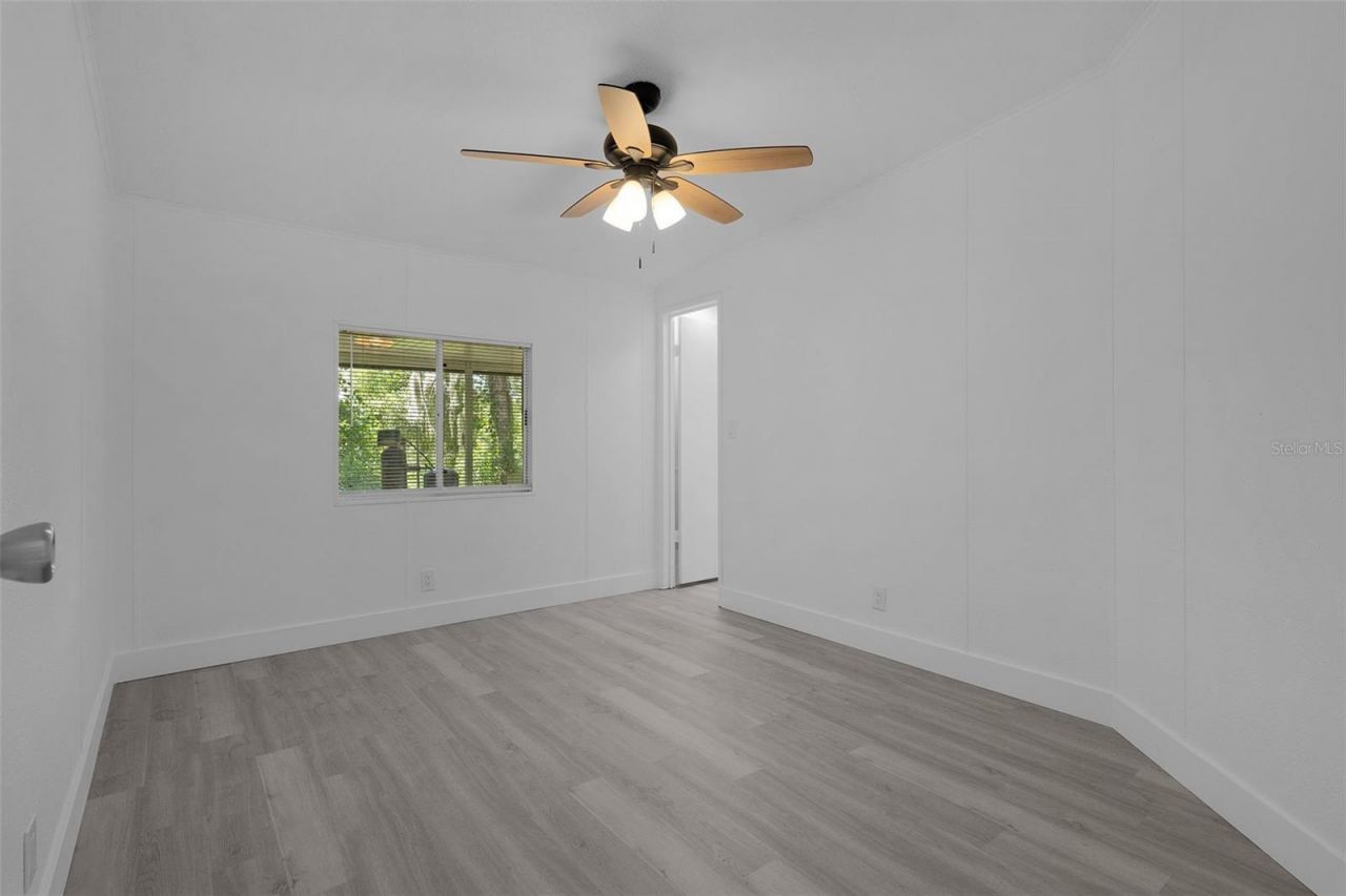 27817 W Pelican Isle Drive, Leesburg, FL 34748 Photo