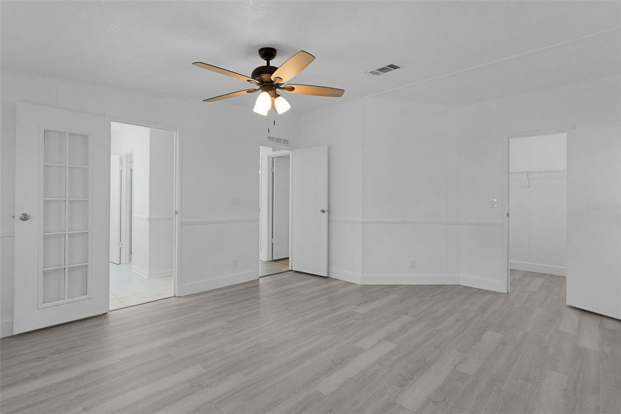 27817 W Pelican Isle Drive, Leesburg, FL 34748 Photo