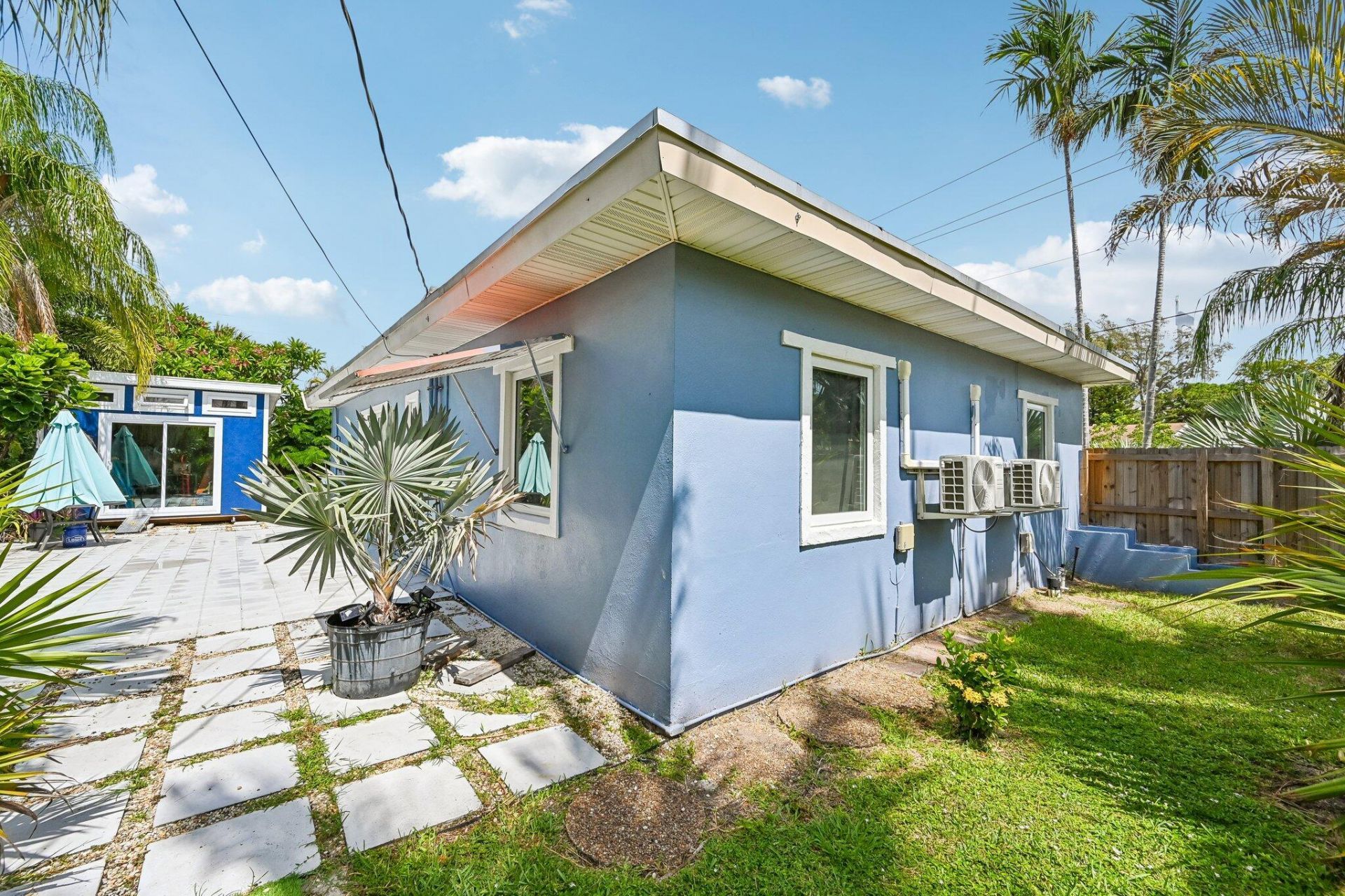 2304 SE 13th Court, Pompano Beach, FL 33062 Photo
