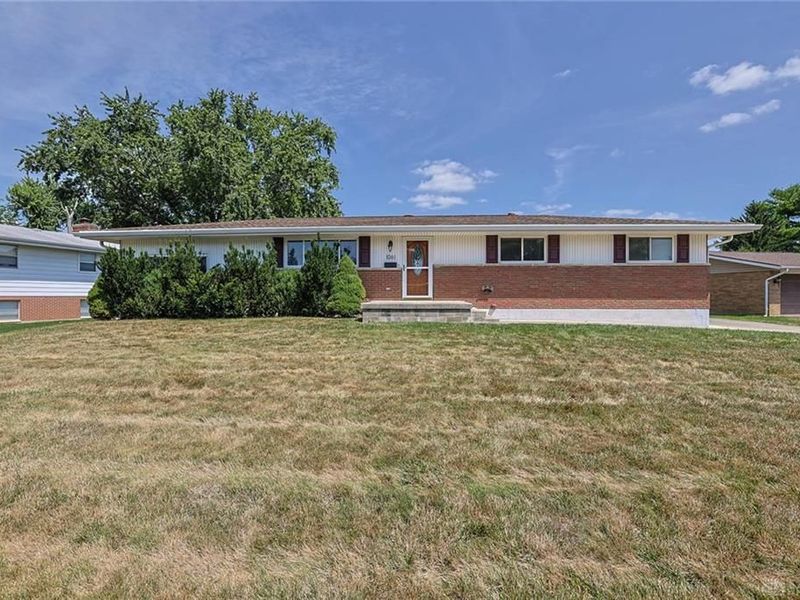 1061 Cottage Court Drive, Fairborn, OH 45324 Photo 1