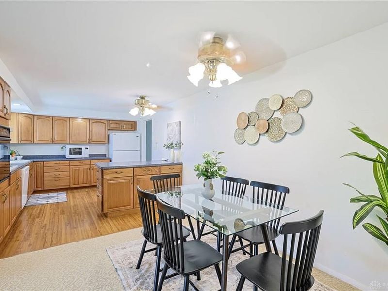 1061 Cottage Court Drive, Fairborn, OH 45324 Photo 13