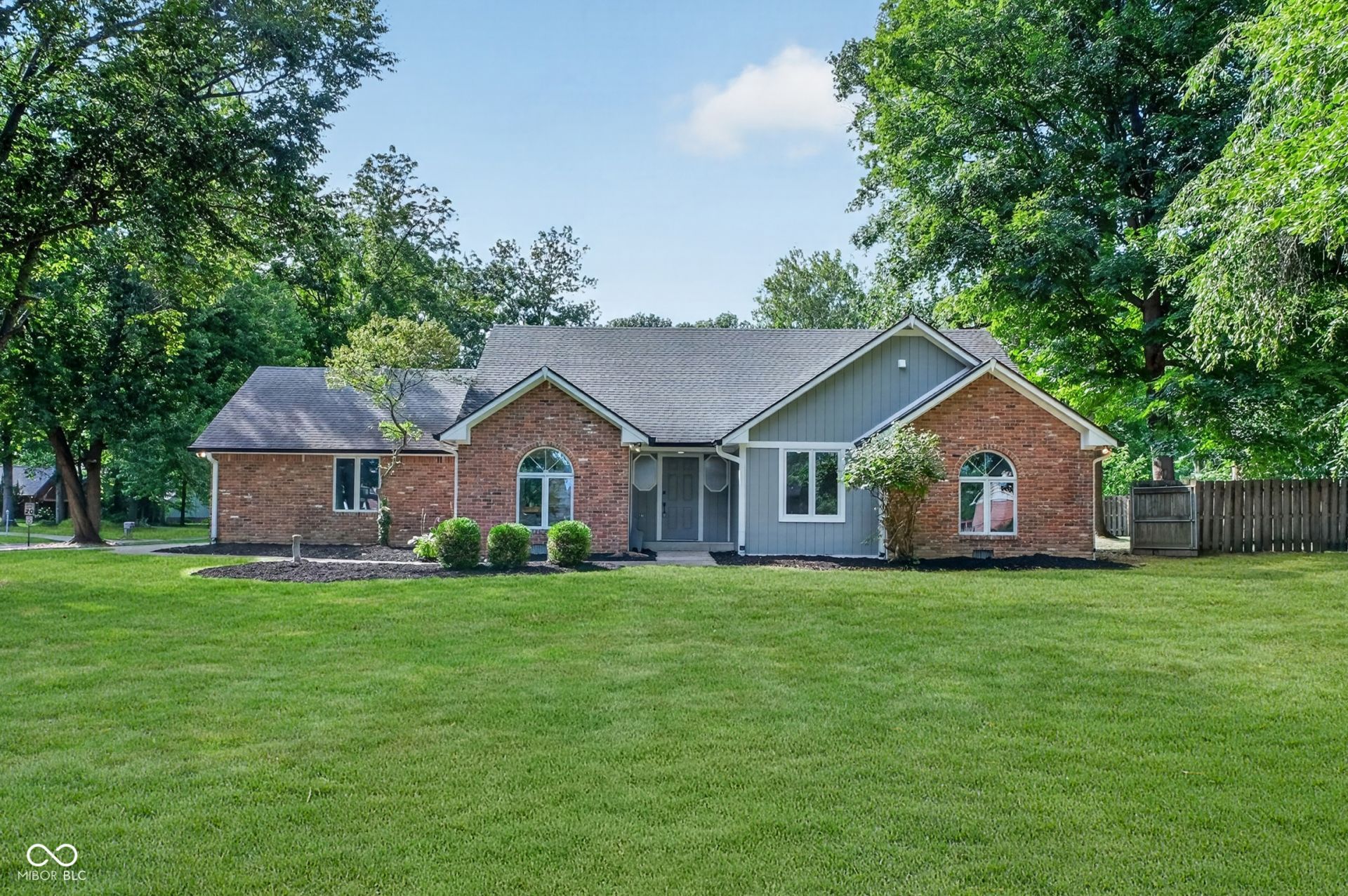 1633 Mace Drive, Indianapolis, IN 46229 Main Photo