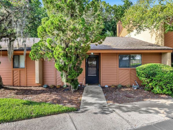 85 DEBARRY Avenue, Unit 1002, Orange Park, FL 32073